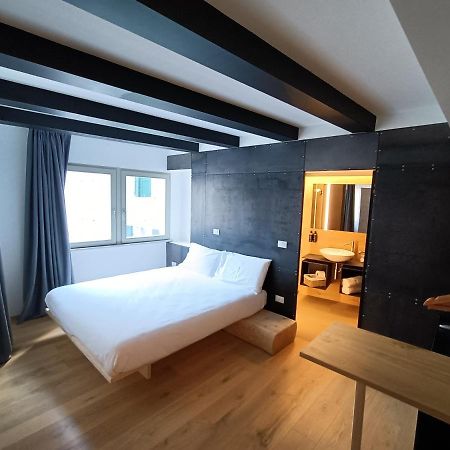 Le Meridiane City Rooms In 트렌토 외부 사진