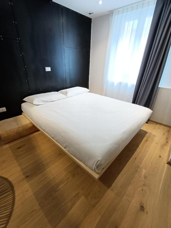 Le Meridiane City Rooms In 트렌토 외부 사진