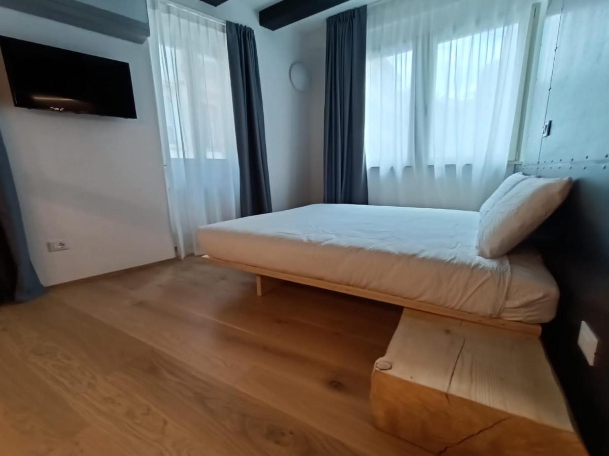 Le Meridiane City Rooms In 트렌토 외부 사진