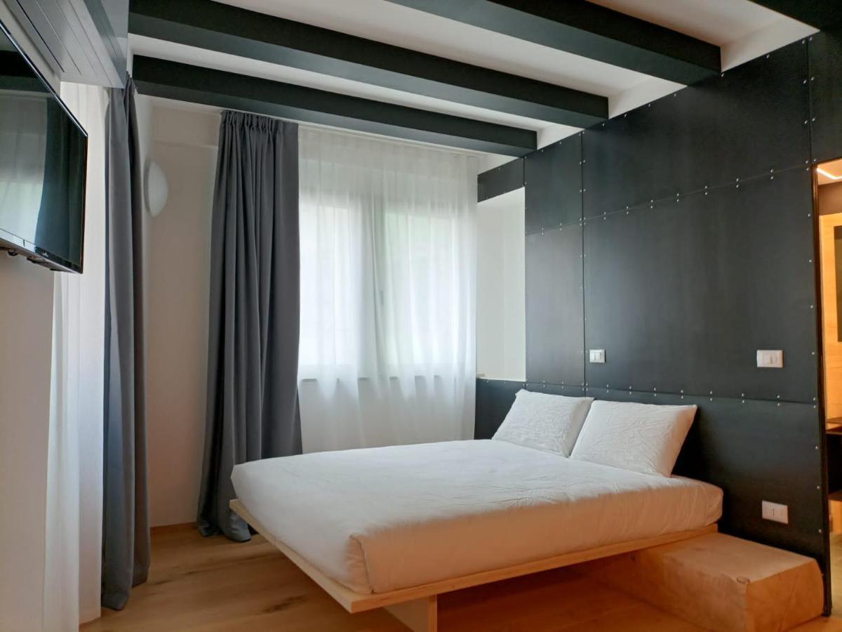 Le Meridiane City Rooms In 트렌토 외부 사진