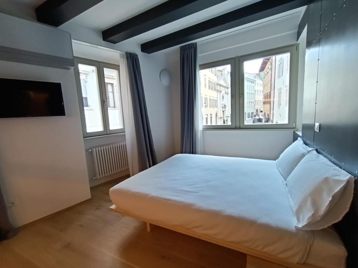 Le Meridiane City Rooms In 트렌토 외부 사진