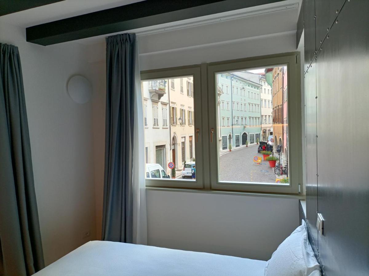 Le Meridiane City Rooms In 트렌토 외부 사진