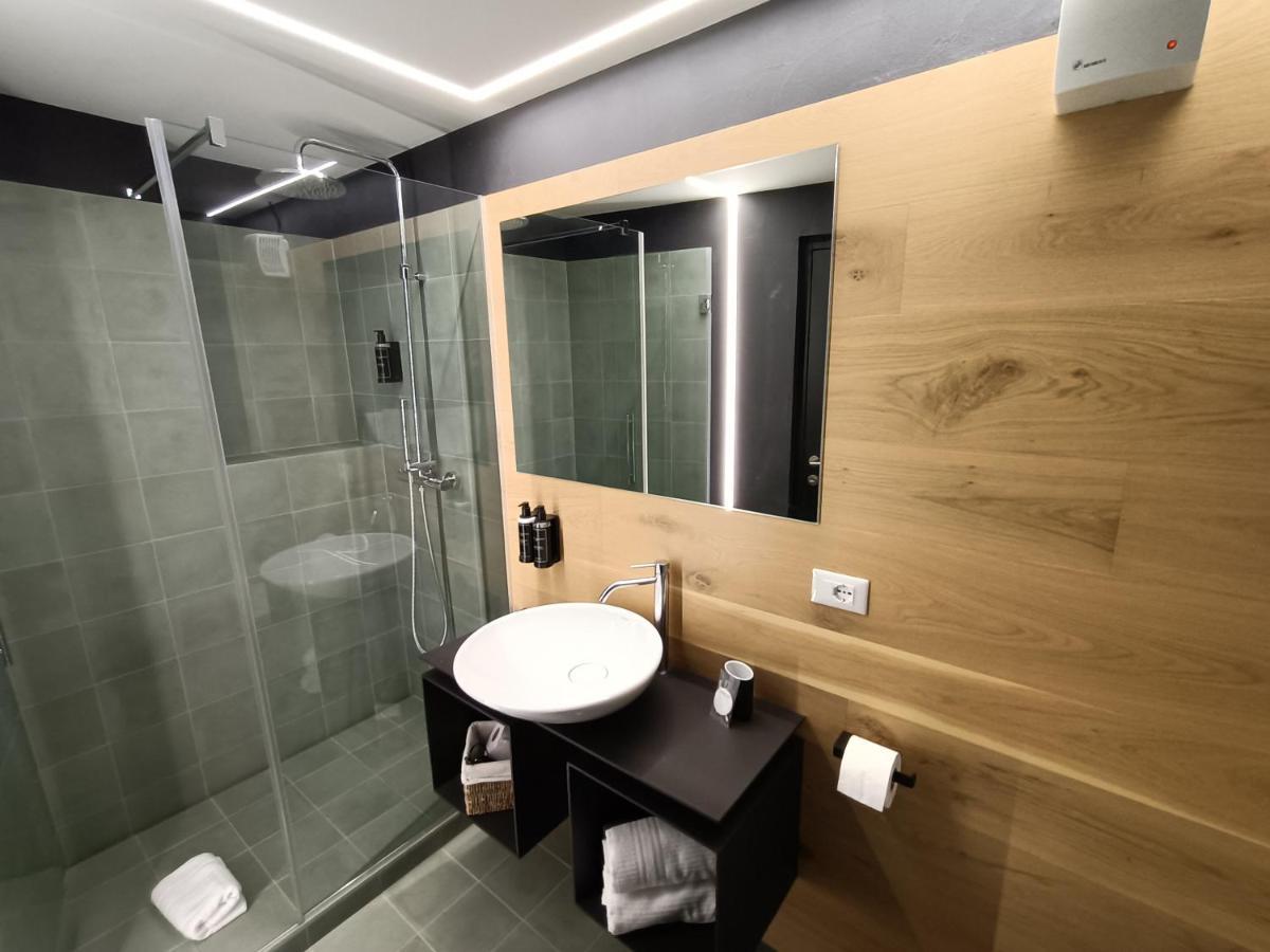 Le Meridiane City Rooms In 트렌토 외부 사진